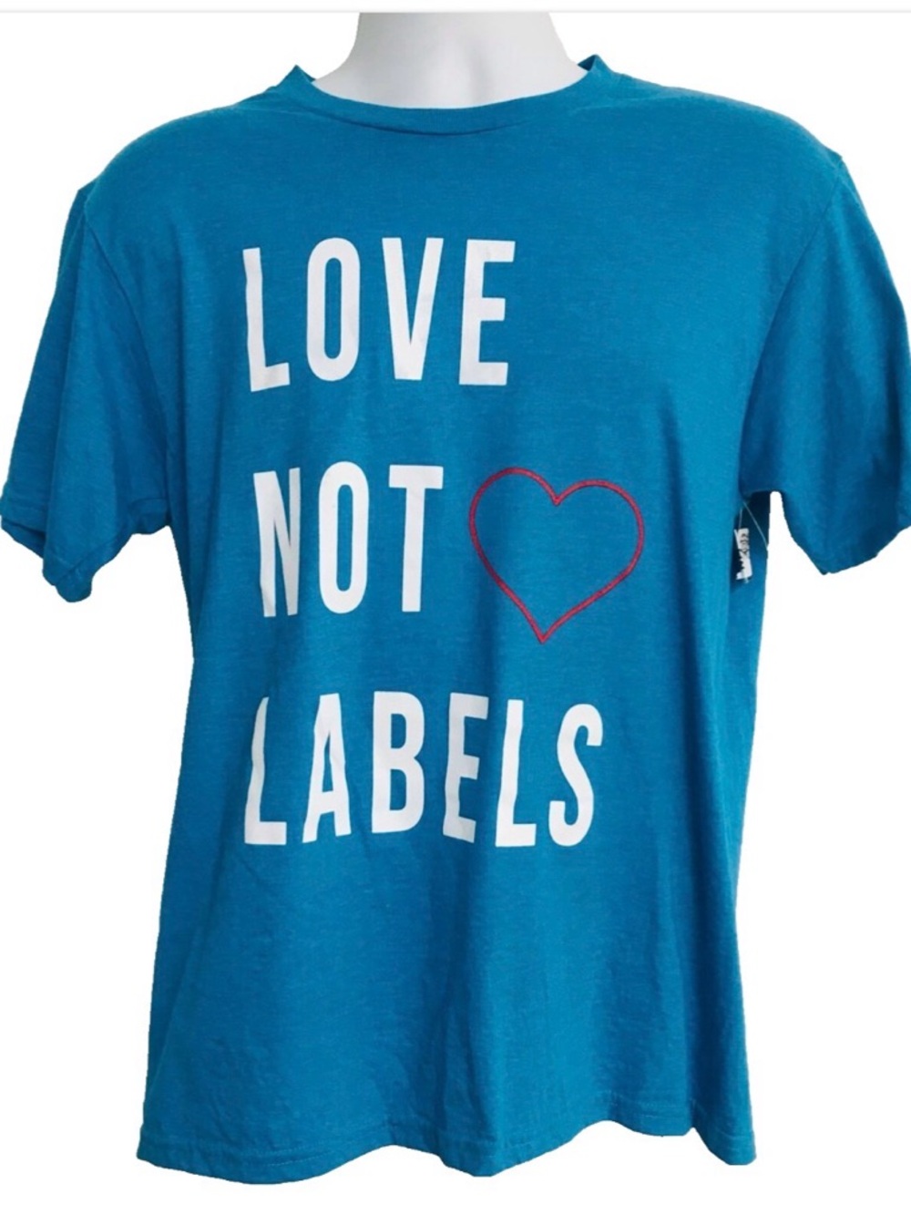 LOVE Not LABELS NWT Tee Shirt Medium